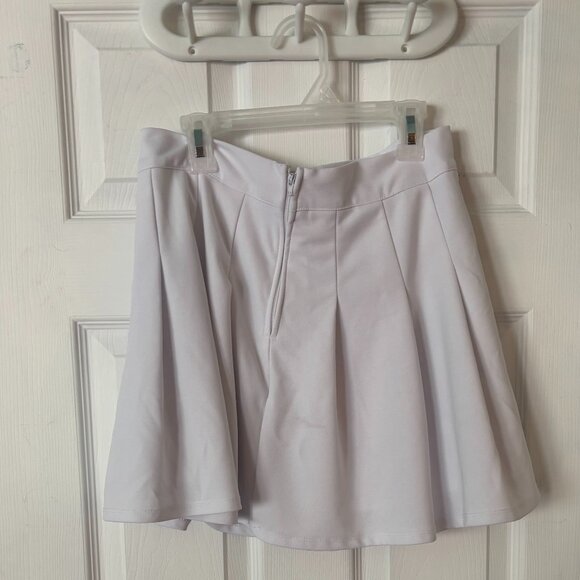 Jenna Pleated Skater Mini Skirt - ORIGINALLY 44.00 - AT LOWEST SUGGESTED LISTING - Picture 3 of 3